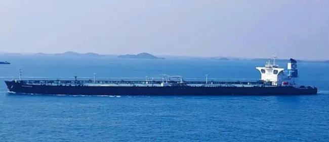 海上2万海员成“活靶子”  随时会被炸成灰烬