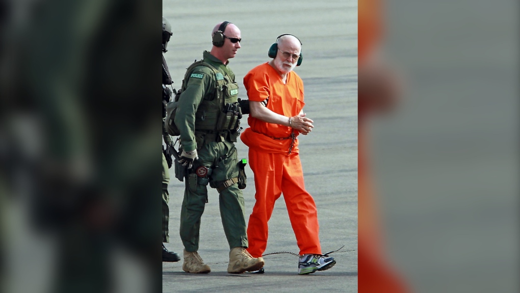 杀害波士顿黑帮詹姆斯“怀蒂”巴尔杰的囚犯被判处四年以上监禁 ...