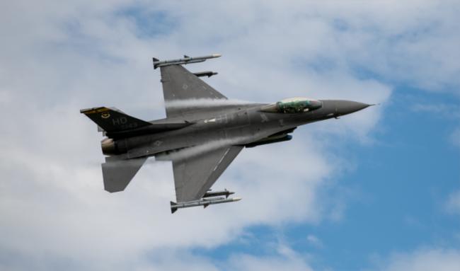 乌大秀首批F-16升空  曝将执行3核心任务
