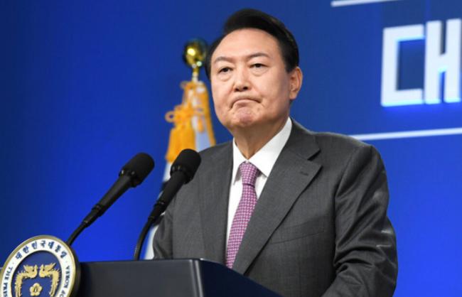 首尔地方法院批准：逮捕尹锡悦！