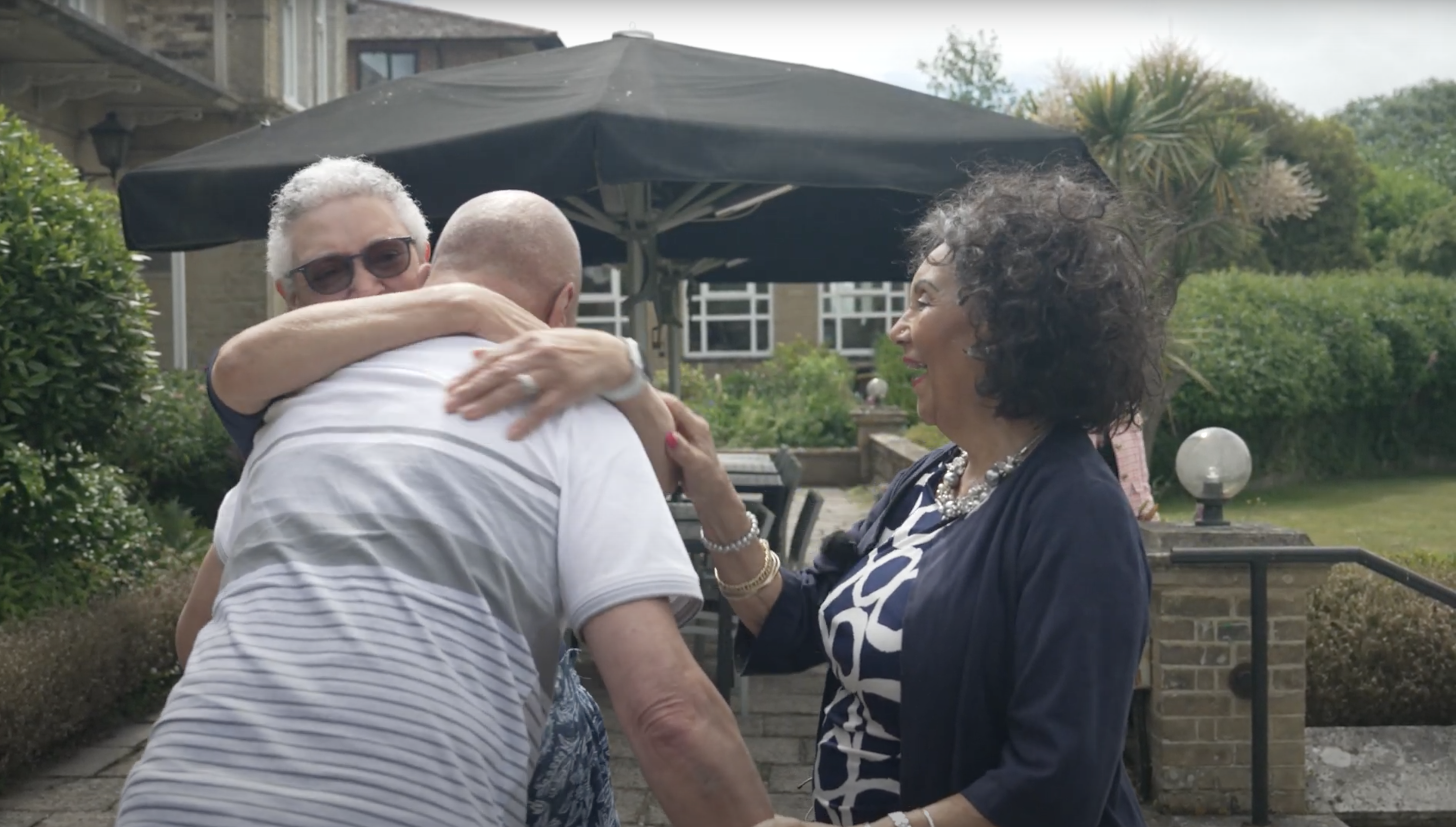 70 年后，DNA 测试让 3 名失散多年的兄弟姐妹重逢