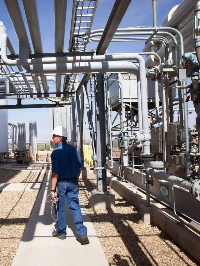 He已经暴涨100％！原来中国最惨