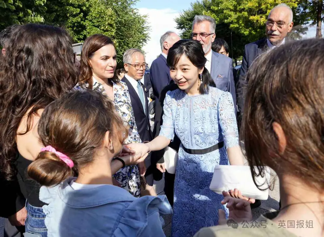 日本最美公主穿衣被吐槽！国际访问穿100块衣服