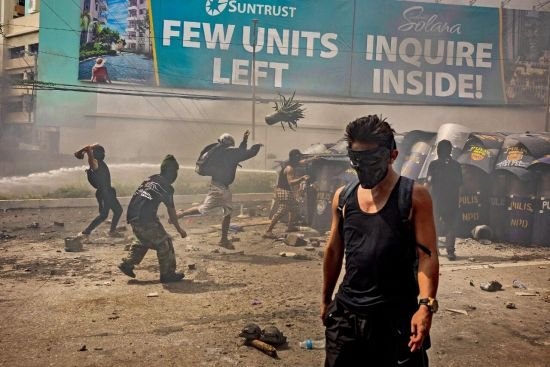 愤怒的总统   也想走上街头