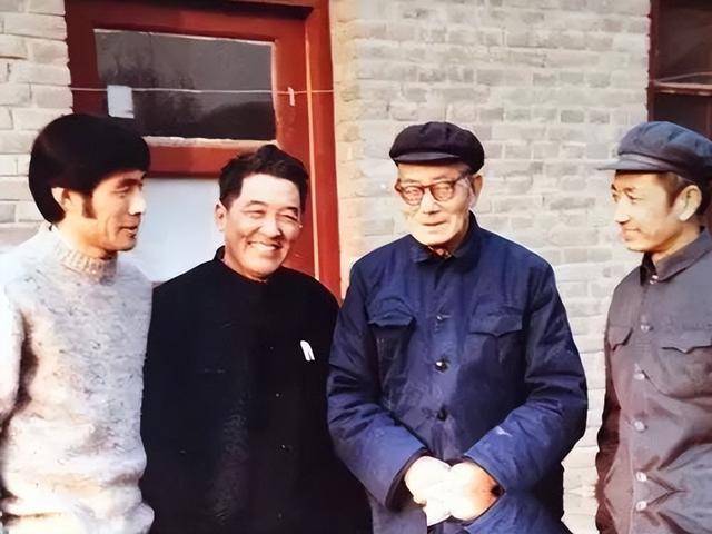 1921年它正式宣布脱离中国，现如今盛产美女