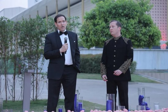 “感觉内脏在沸腾！”在印度中国留学生被热到提前回国，就连美国国务卿鲁比奥都被“热 ...