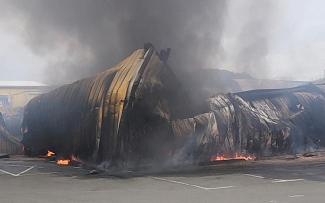 法国爆发30多年来最严重暴动  至少4人死数百人伤