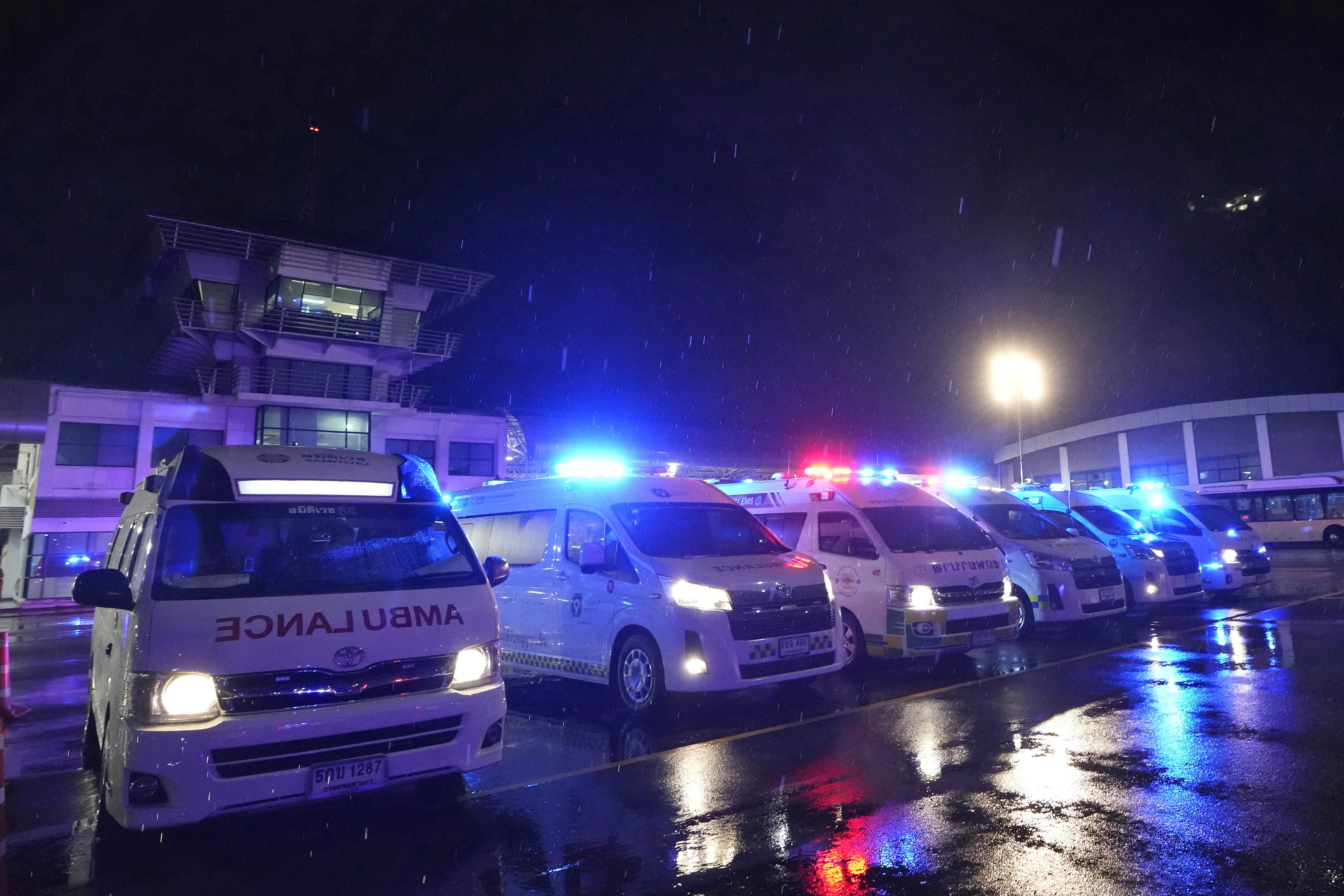 新加坡航空乱流：泰国医院称20人仍在重症监护室
