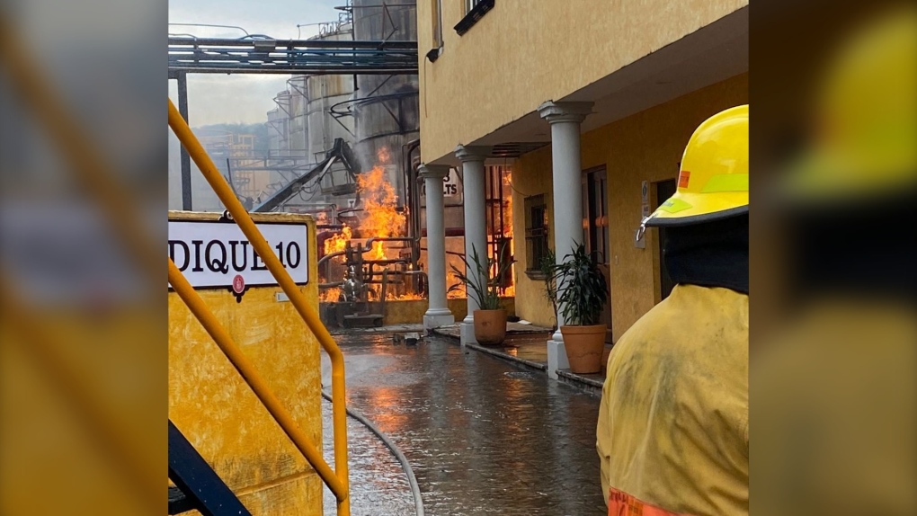 墨西哥官员称，Jose Cuervo 龙舌兰酒工厂发生爆炸和火灾，造成六人死亡 ...