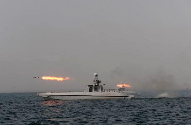 美国船只被伊朗击中 又谈崩了？
