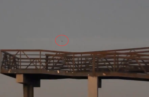 巴西拍到超清晰UFO！被网友的火眼金睛笑喷了