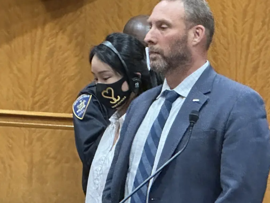 纽约华裔女子枪杀情夫或获刑27年,已在狱中产子(组图)