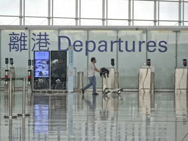 媒体:香港人移居台湾人数大减,有公务员被直接拒签(图)
