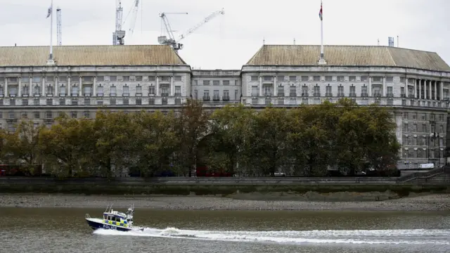 英国“军情五处”为包庇有暴力倾向特工撒谎(图)