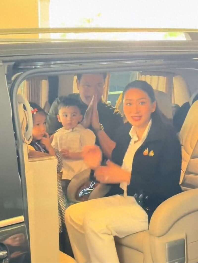 泰国美女总理家庭事业两不误,丈夫甘愿“相妻教子”(图)