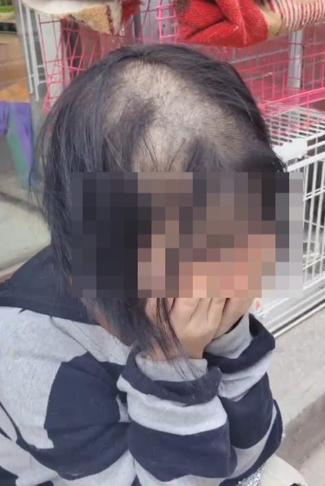 女子称离子烫后大量脱发 理发店:她在其他地方上色(图)