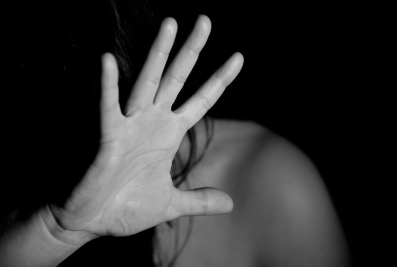 罗马华人女子跑到街上求助:在家中被拘禁强奸!(图)