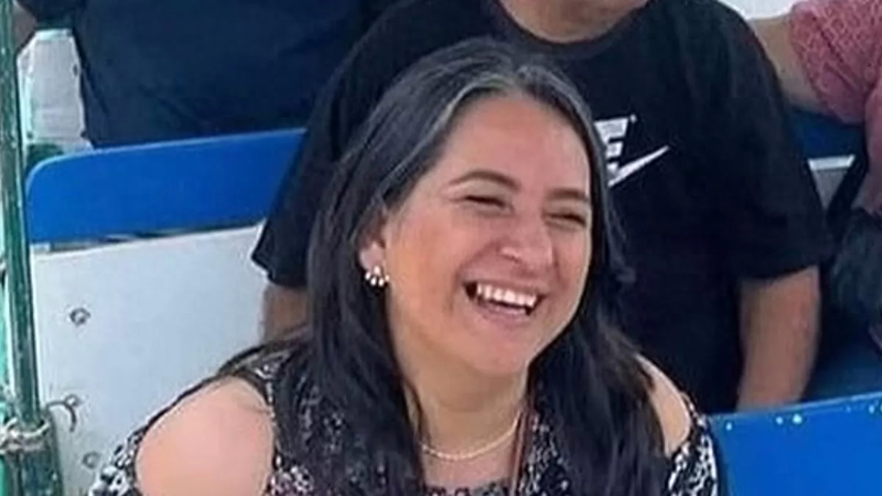 美国妇女在生日前夜被儿子菜刀斩首 儿子称有人教唆