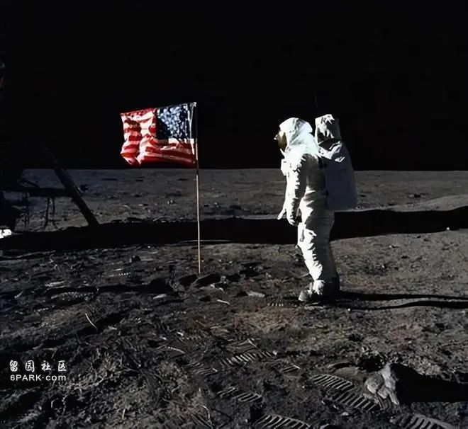 质疑美国登月是假的 正如他们相信从太空中能看到长城
