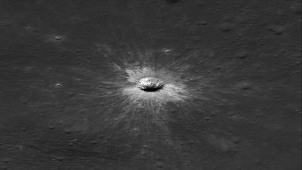NASA卫星发现月球新陨石坑，系132年来最大撞击事件