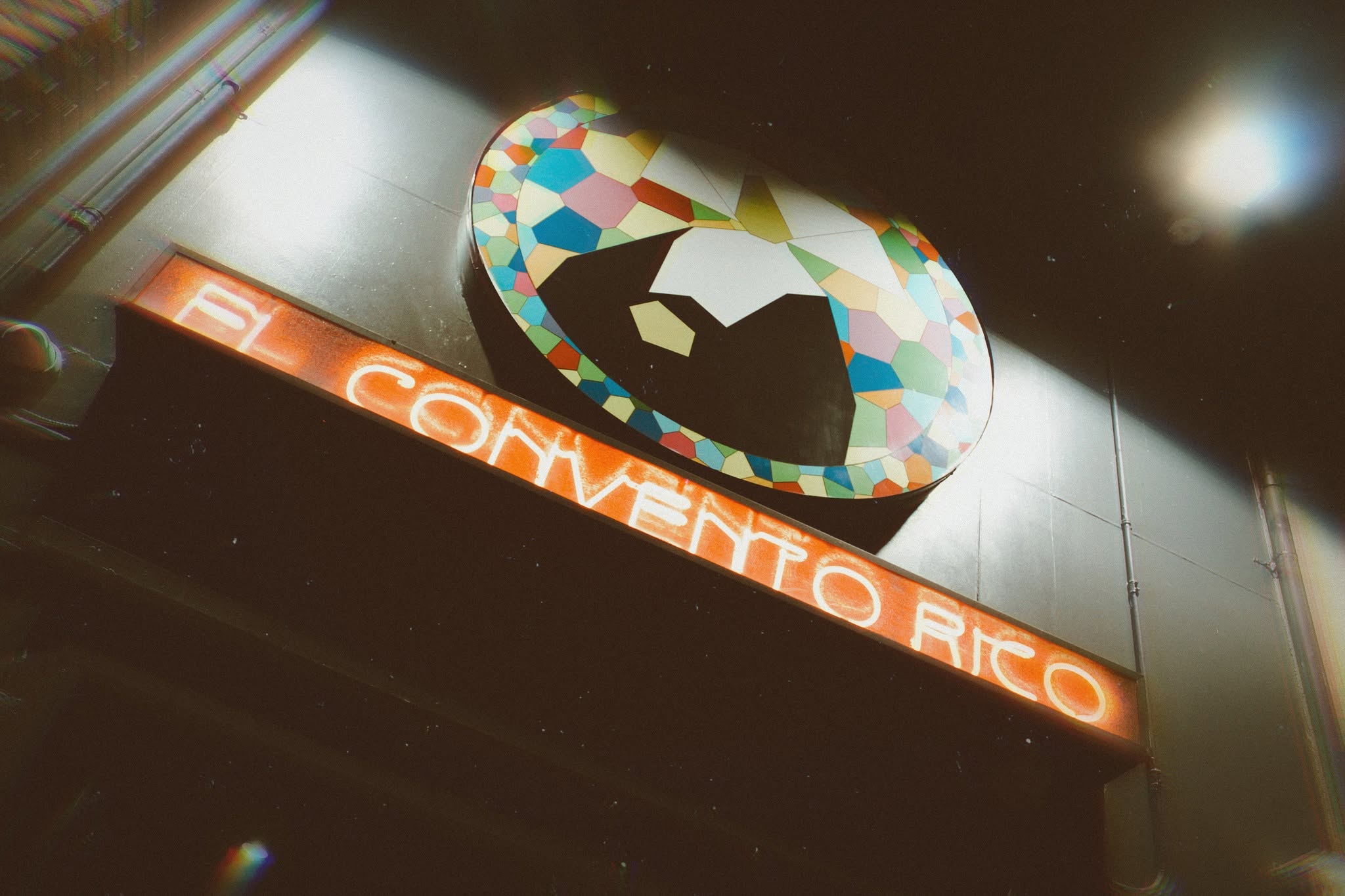 多伦多著名夜店El Convento Rico经营35年后突然关门，引发社区哀叹