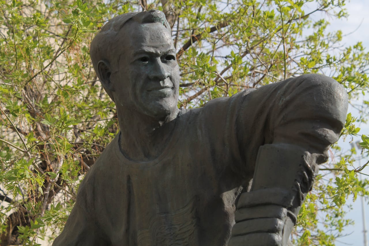 Hockey statue