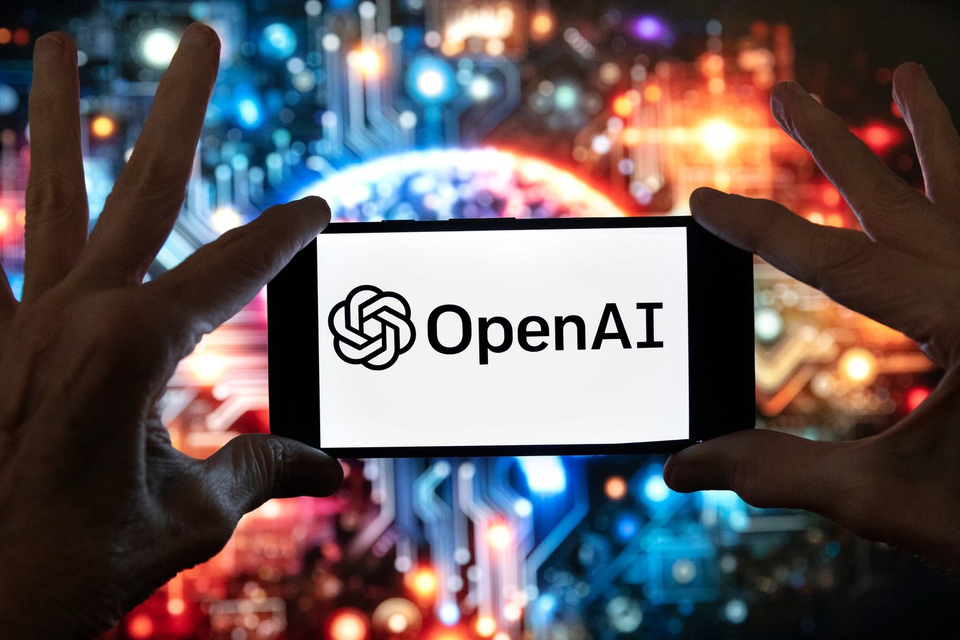 OpenAI暂停最新AI模型训练 引发对智能安全的关注