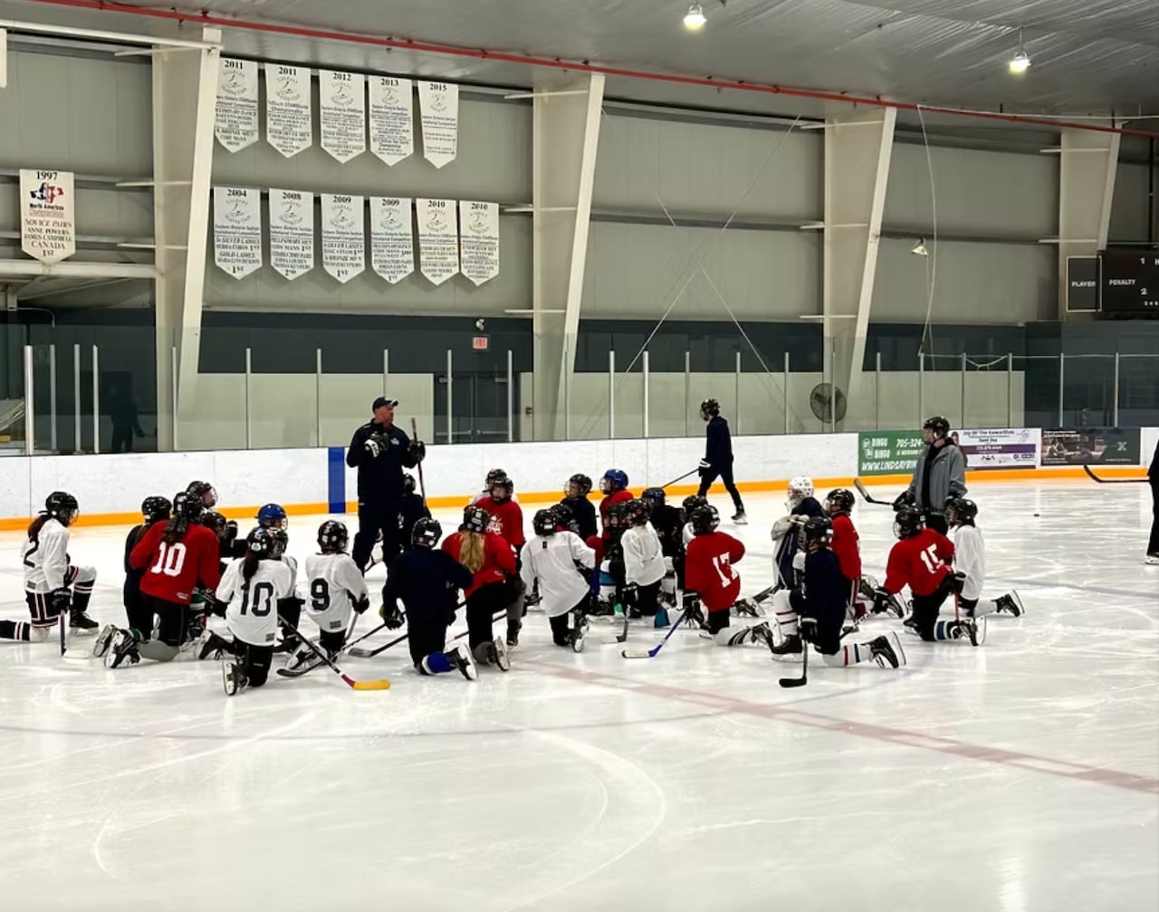 Photo showing hockey players on ice