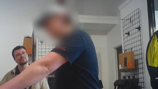 多伦多电动车安全隐忧：多家商店暗示解锁限速，儿童使用风险大增（配图2）