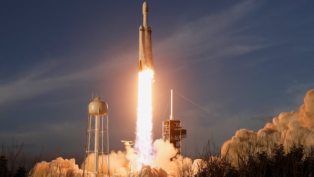 NASA发射资助约40亿加元的罗曼太空望远镜，探秘宇宙暗能量与暗物质（配图1）