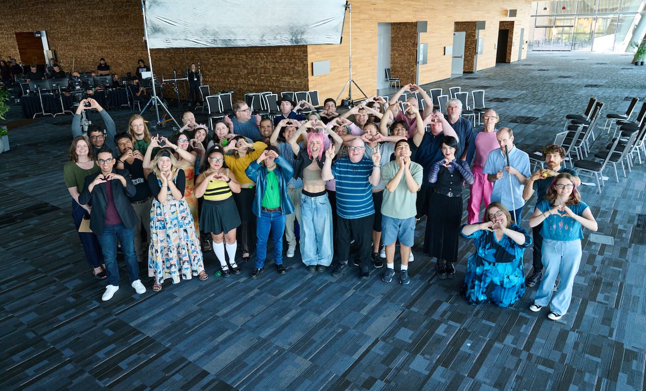 Group shot of about 30 people.