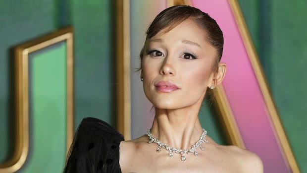 阿riana Grande强烈回应特朗普团队未经授权使用其歌曲 直言“不准再用我的音乐”（配图1）