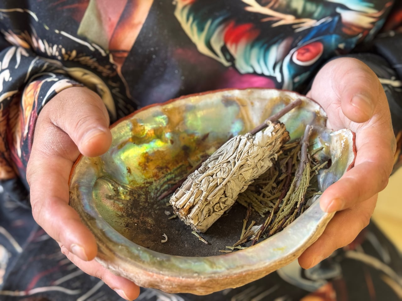 Smudge bowl