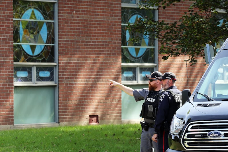 贝尔维尔犹太教堂枪击案：警方确认蓄意仇恨犯罪，华人社区关注安全防护（配图4）