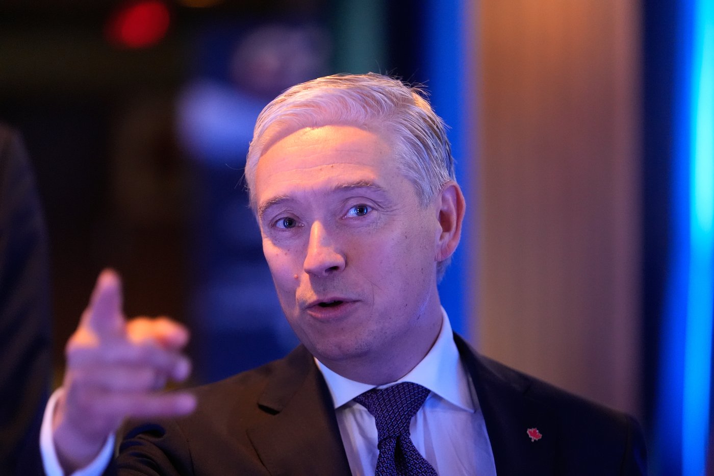 加拿大财政部长香槟将在G20会议期间与美国财长贝森特会谈，探讨双边贸易新方向