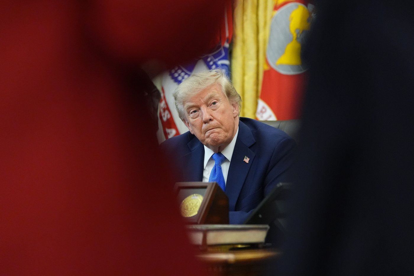 美国众议院第三次投票要求结束伊朗战争，冲突持续引发关注