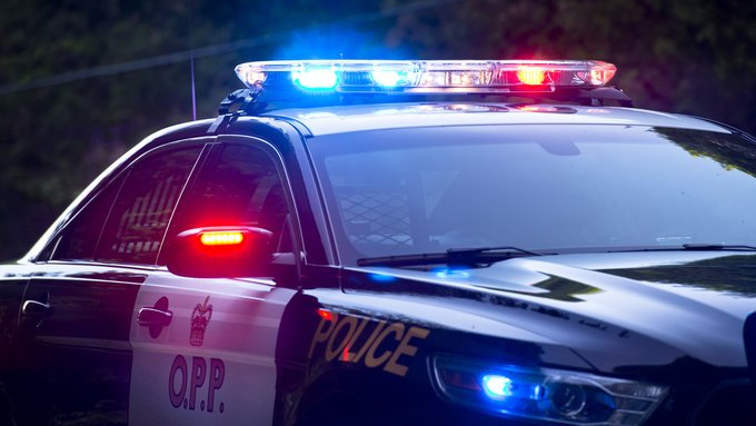 奥克维尔403号公路西行车道严重车祸致一死一伤