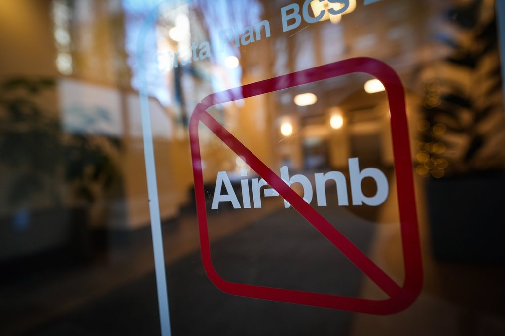 公元前随着政府截止日期迫在眉睫的危险的Airbnb预订