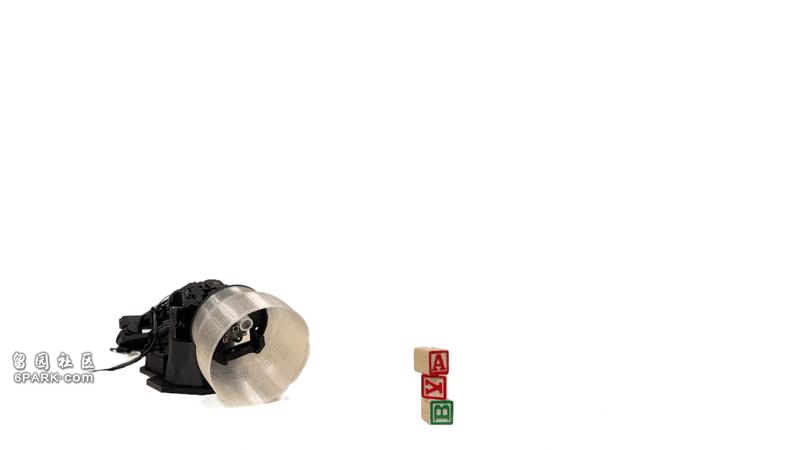 苹果自研AI机器人来了!萌萌的台灯隐藏着巨大的野心(图)