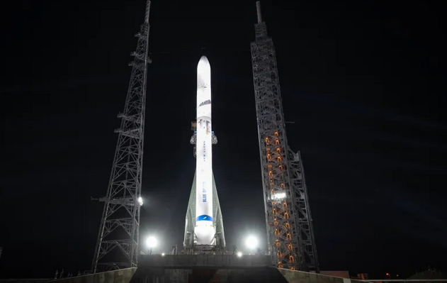 太空之战:贝索斯为追赶SpaceX,90%时间都在蓝色起源(图)