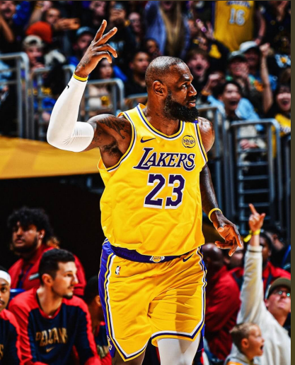 NBA史上第一人 詹姆斯缔造里程碑