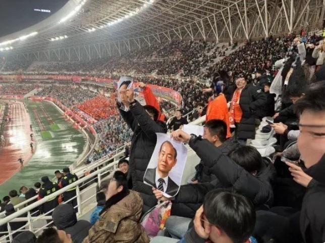 忧以六四照片回敬?山东泰山突然放弃在韩比赛