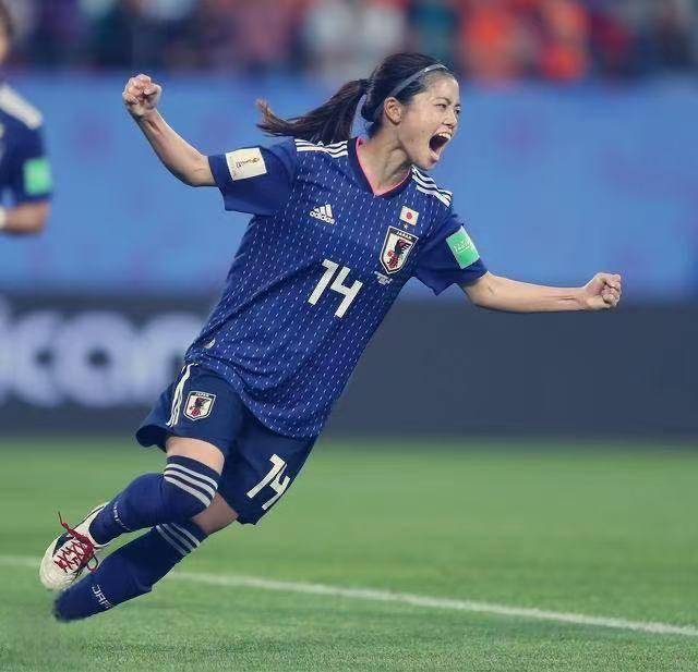 日本女足碾压亚洲背后：精密机器如何炼成？