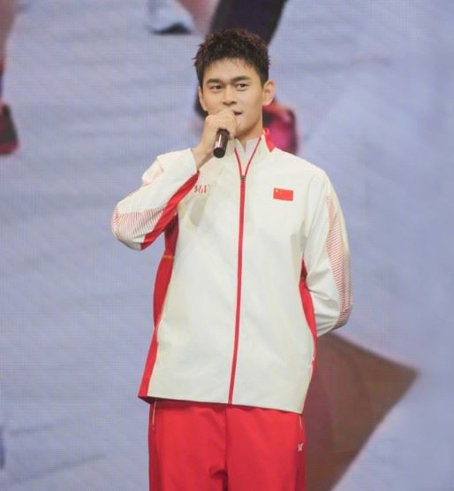 否认“有私生子”孙杨连发3声明