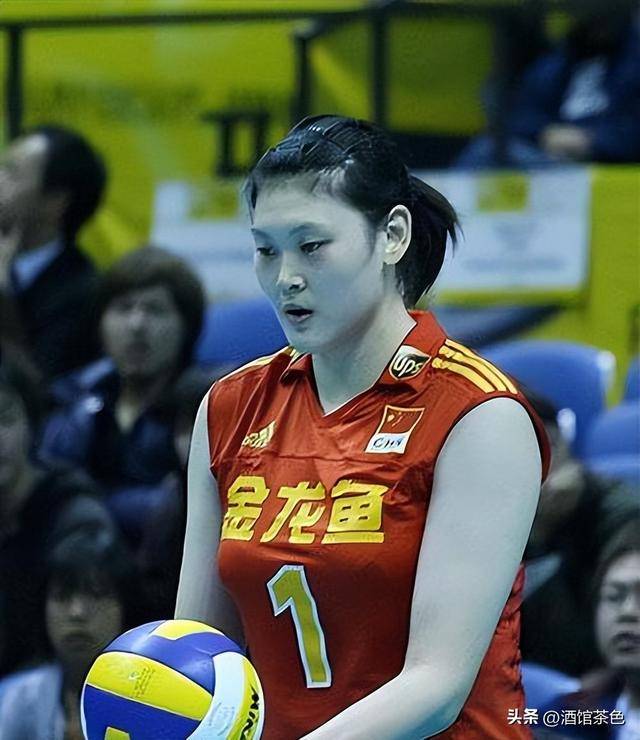 她曾是中国女排重炮手，遭郎平弃用后现状如何