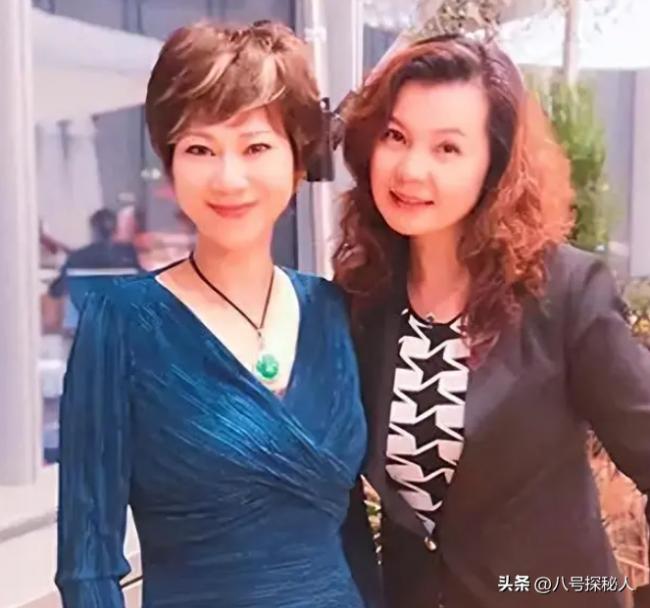中国女乒一姐烟酒不离身 二婚依旧被宠成公主