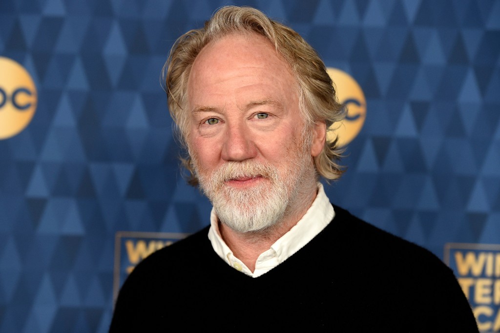 新墨西哥法官撤销加拿大演员Timothy Busfield涉童性侵指控（配图1）
