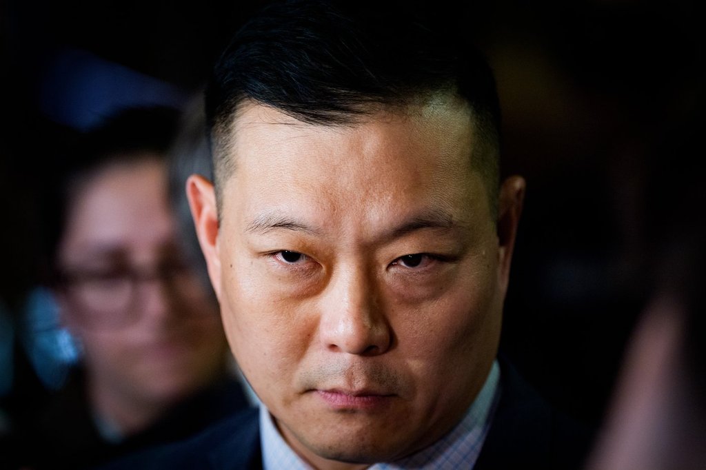 前安省部长因费用丑闻辞职后获晋升 引发争议