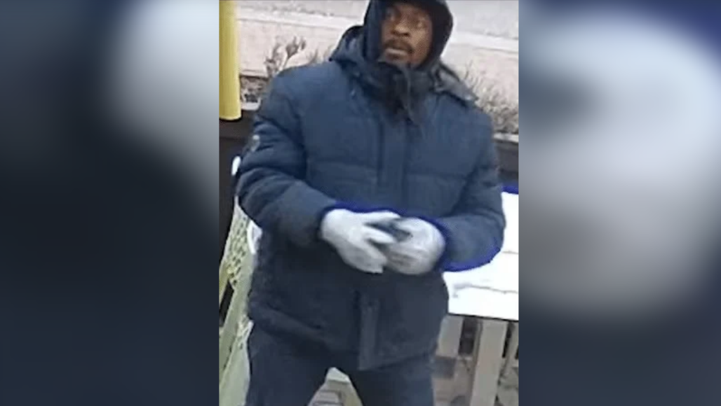 约克警察追捕旺市纵火及枪击案嫌疑人，提醒社区提高警惕