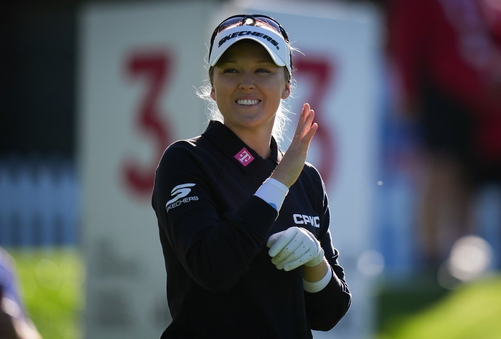 CPKC女子公开赛首轮：日本山下美梦领先，加拿大青少年选手紧随其后（配图2）